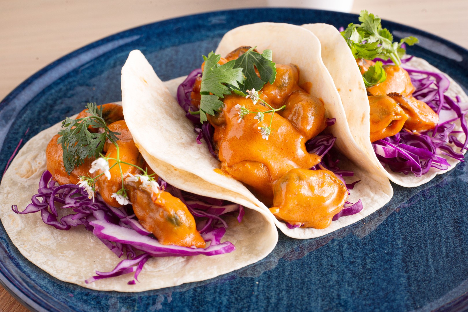Tacos de mejillones al chipotle